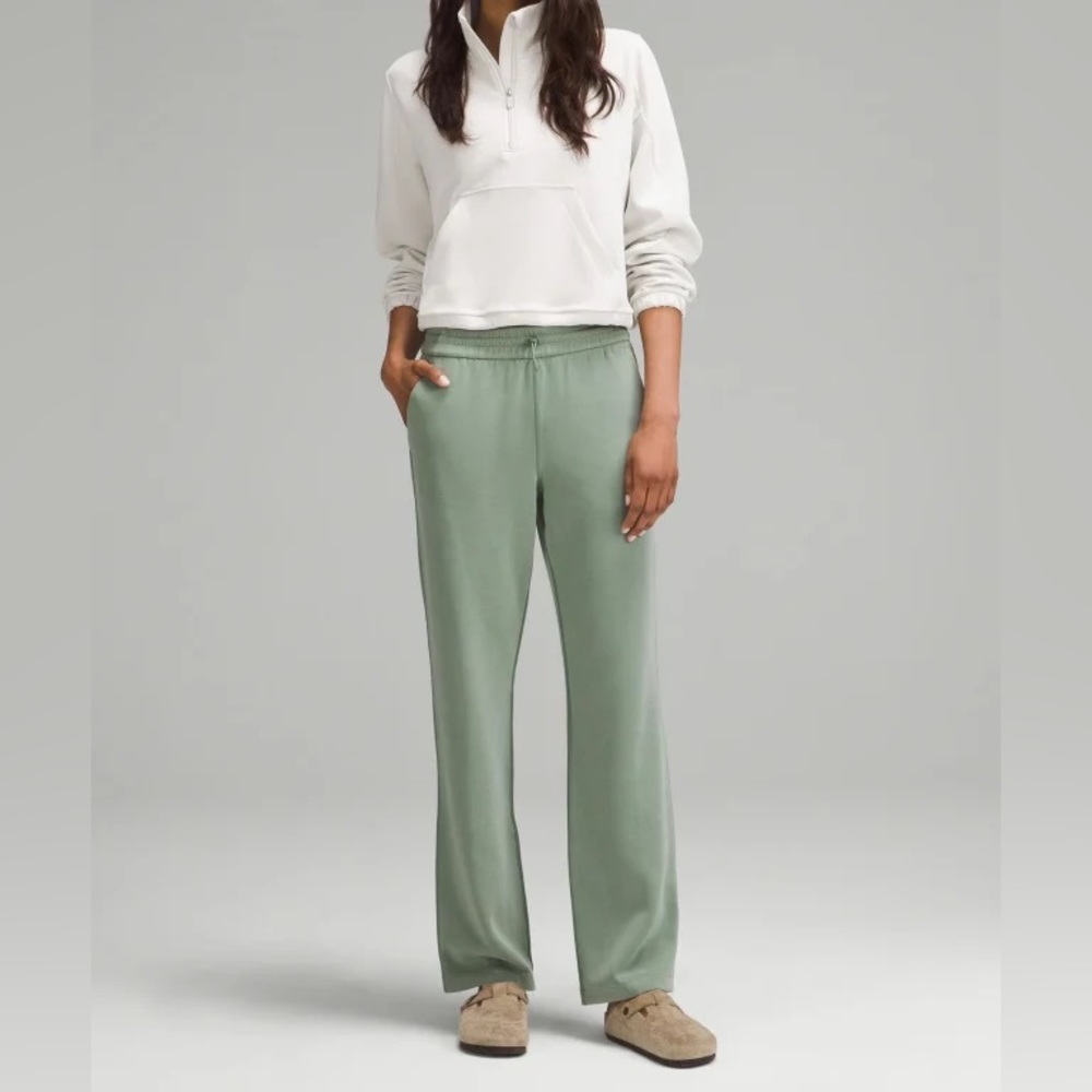NWT Lululemon Softstreme High-Rise Pant Regular - size 6- grey eucalyptus